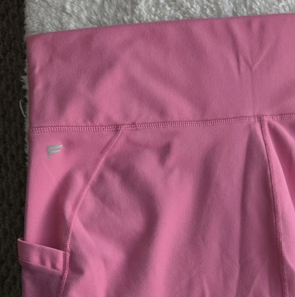 NWOT Fabletics Women's Pink Bike Shorts